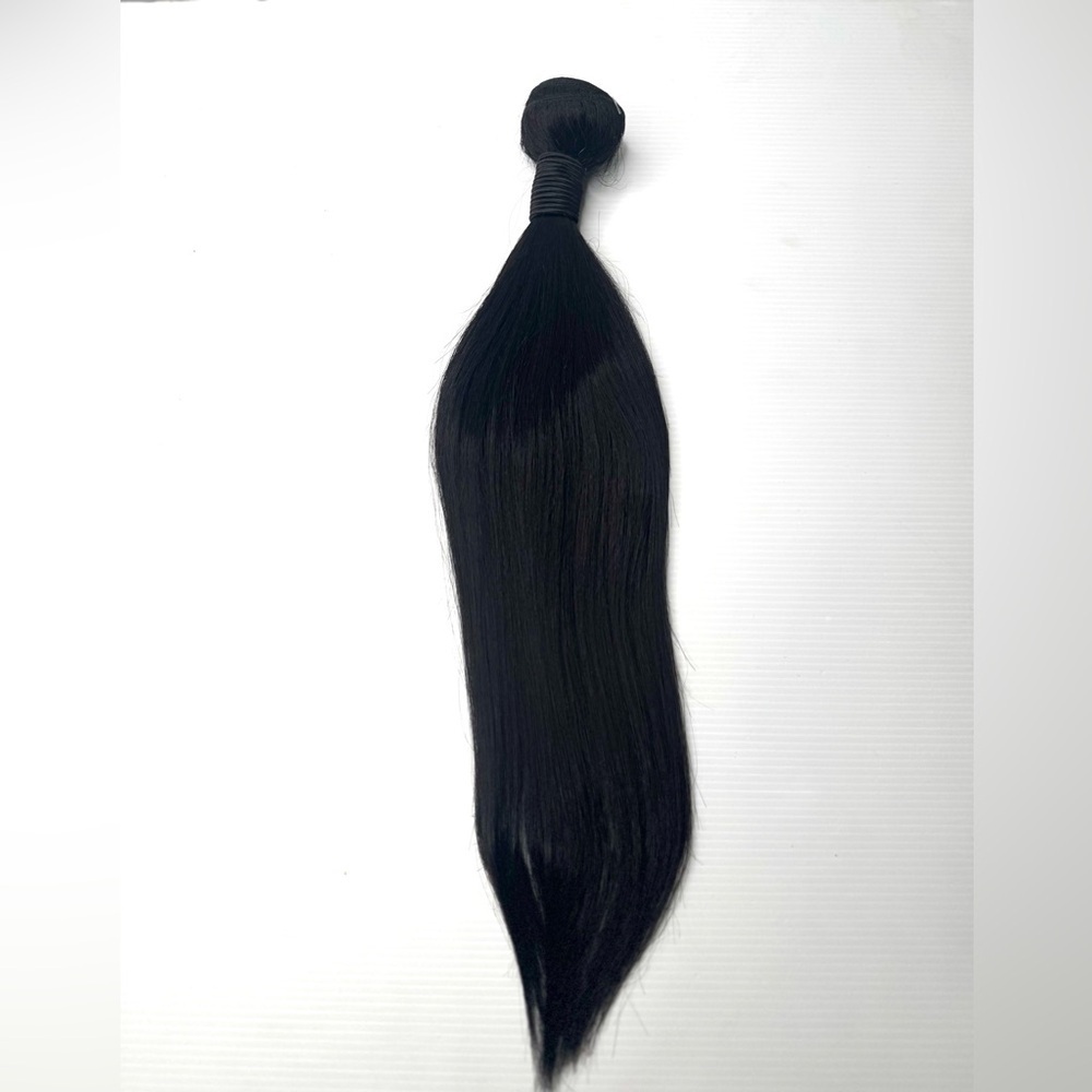 19” Human Hair Blend Straight Bundle – Natural Black, Soft Silky Weft, Heat-Safe